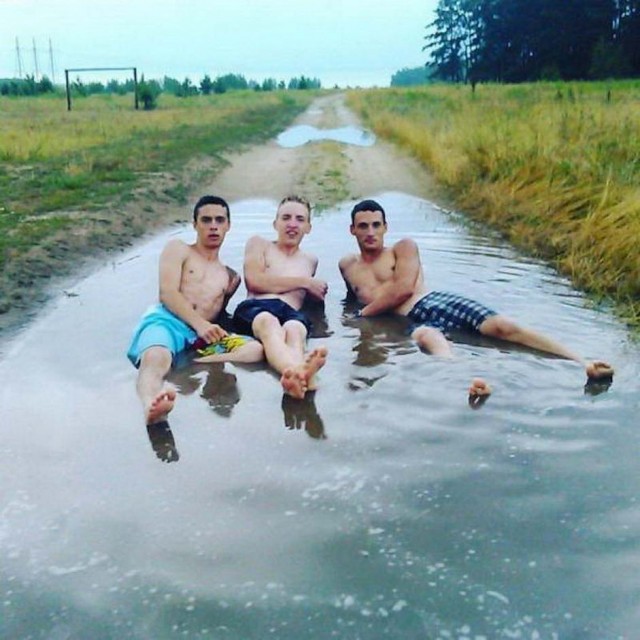 Вот моя деревня, вот мой дом родной..