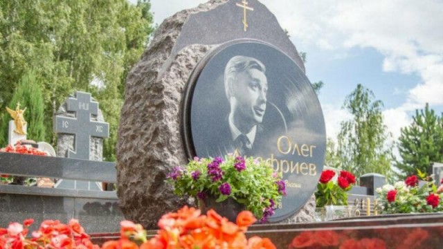 Олег Анофриев: детская травма, уникальный голос и 65 лет счастливого брака