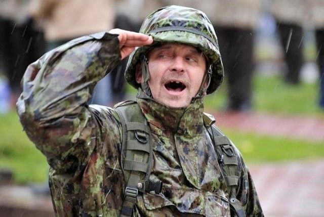 Эстонские военные сбили дрон и не смогли его найти