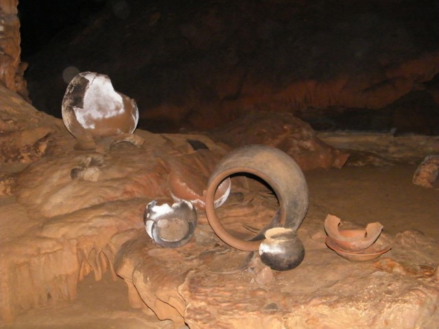 Тайна пещеры Хрустальной девы