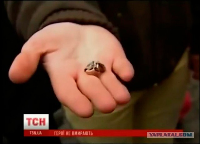 Раненая медсестра на майдане - фейк
