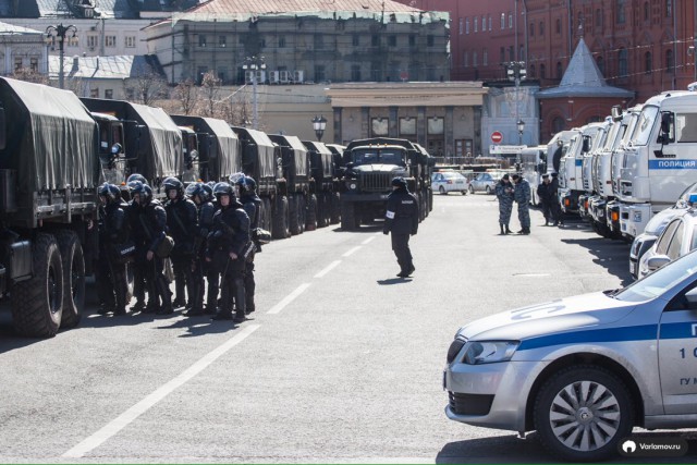 Задержания происходят на антикоррупционных акциях «Он нам не Димон»