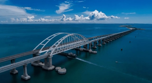 Почему в недалеком будущем Крым могут «перерезать» водным каналом