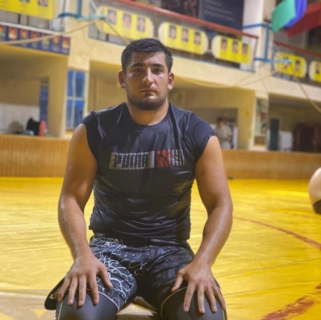 Убийца фельдшеров "Скорой помощи" в Белгороде уже как бы и не пьян, да может за рулём был и не он. Диаспора начинает делать ответные ходы.