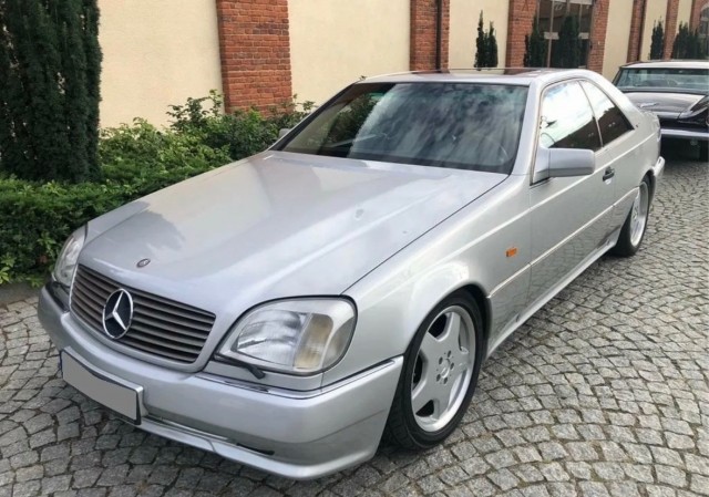 Кто все эти люди, которые плачут по V8, но сами ездят на 1.6?