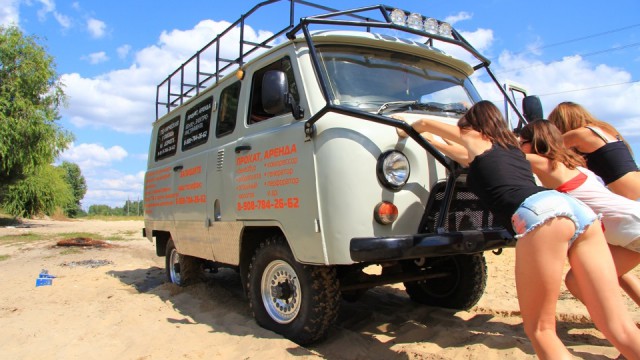 Как захлебнулась атака “русских джипов”: очень короткая история UAZ of America