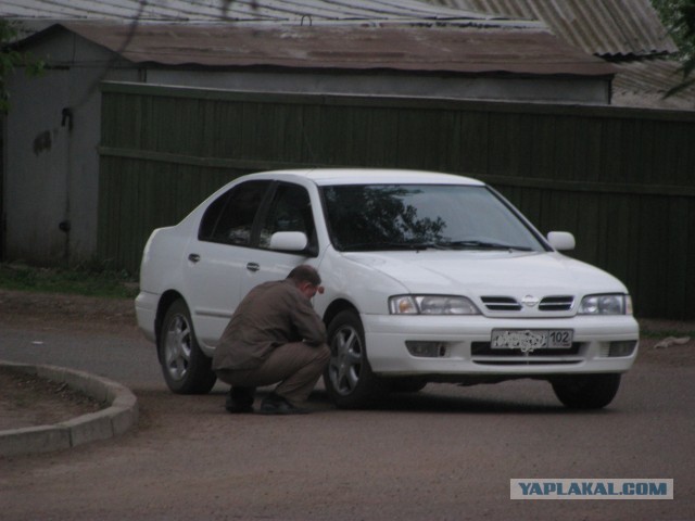 «Крузак» от дяди в малиновом пиджаке: автолегенды 90-х, которые до сих пор в цене