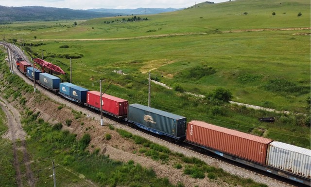 ЕС задержали тысячу российских вагонов