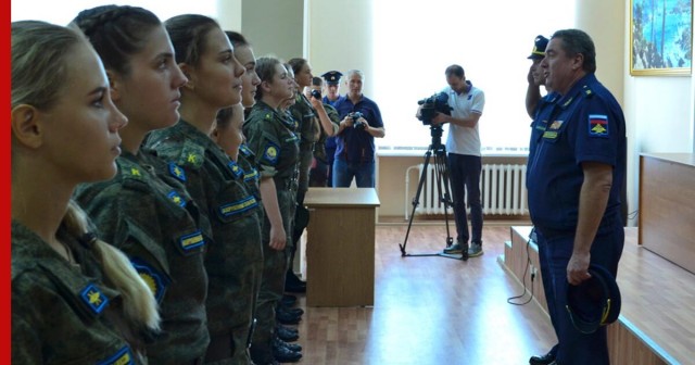 В России состоялся первый выпуск военных летчиц