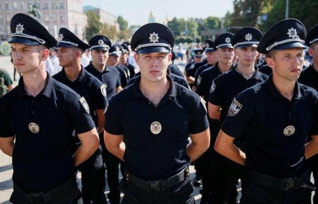 Не перевелись богатыри!