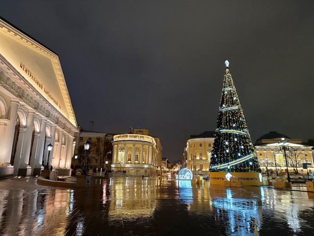 Большой рассказ о новогодней Москве