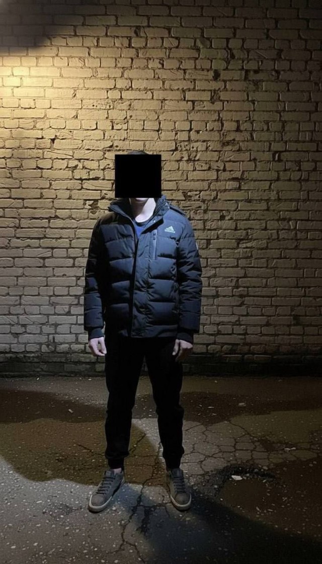 В Мелитополе задержан чеченец Абуев Рахман, который на камеру поставил на колени местного школьника