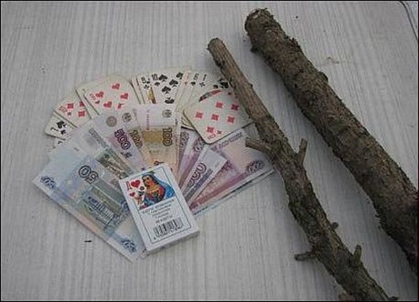 Если бы афиши к фильмам рисовали по названию