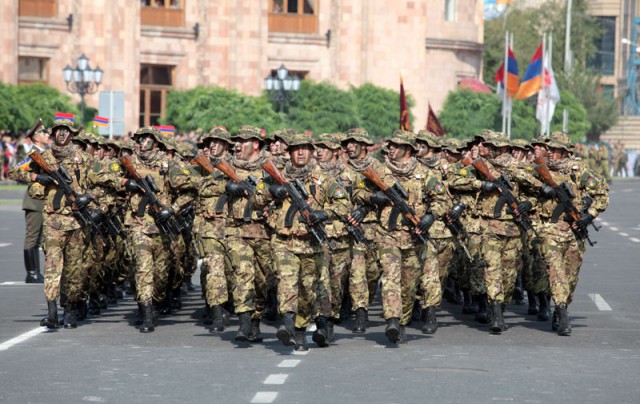 Военный парад в Армении