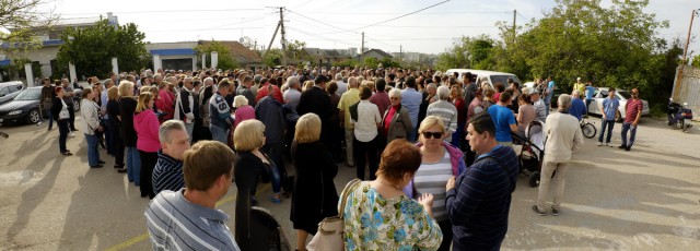 Отстаивать ли Севастополь?