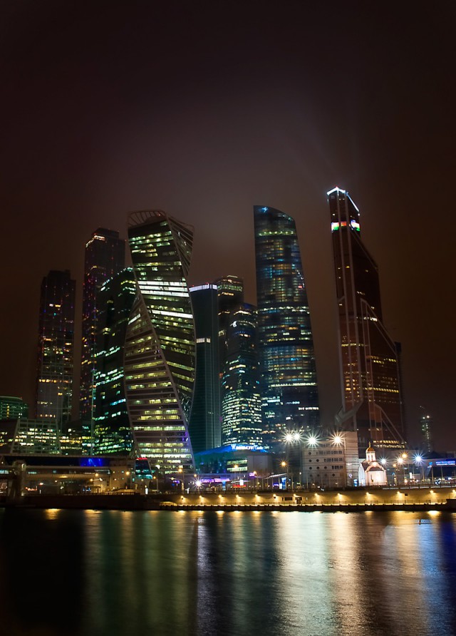Ночные и вечерние фотографии Москвы