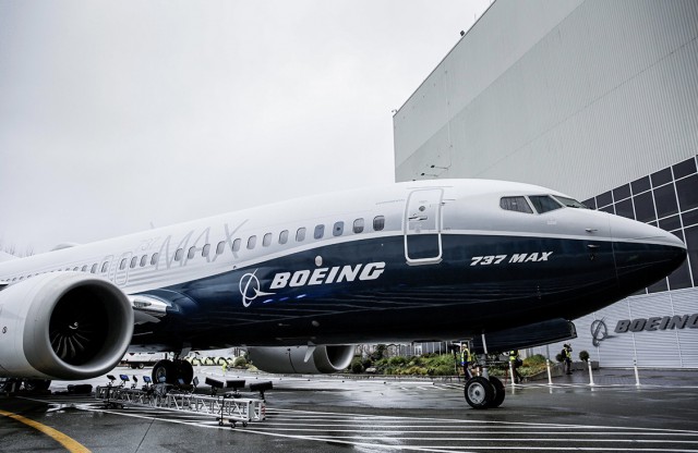 Евросоюз и российская S7 приостановили полеты Boeing 737 Max после крушения в Эфиопии 10 марта