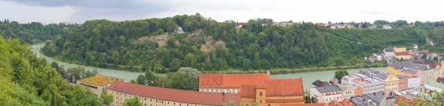 Костюмированный средневековый фестиваль в самом длинном замке Европы