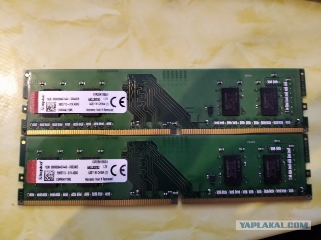 ПРодам память DDR4 2x4 ГБ Kingston