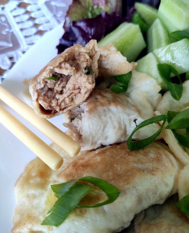 Яичные вареники на китайский лад