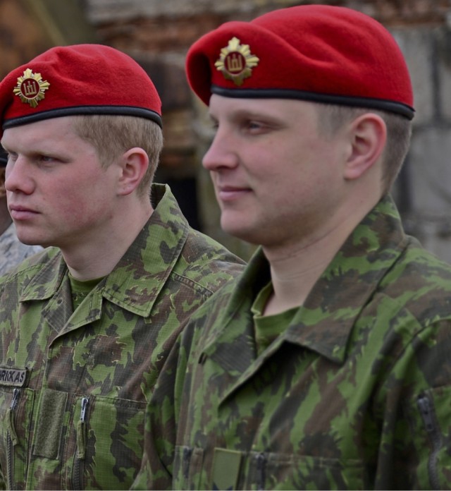 Литовские ВС провели учения