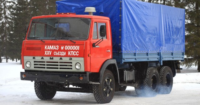 Какие советские автомобили были скопированы с западных аналогов?