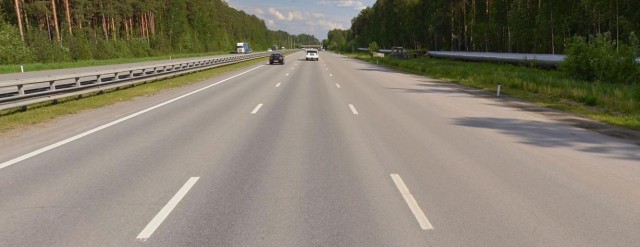 Водитель фуры заночевал на обочине. Минус одна жизнь. Вторая под вопросом