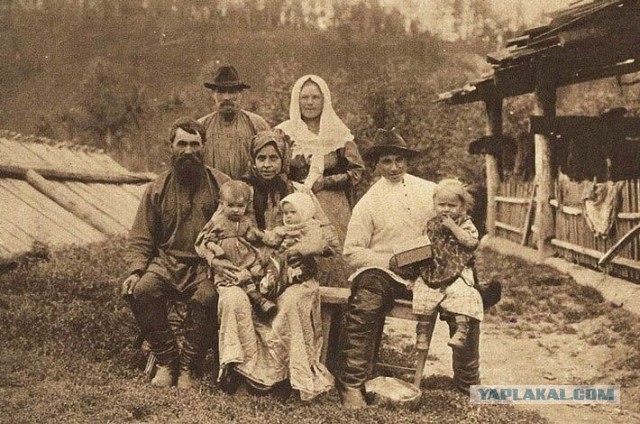 Фотохроника "загнивающего совка". Часть 6