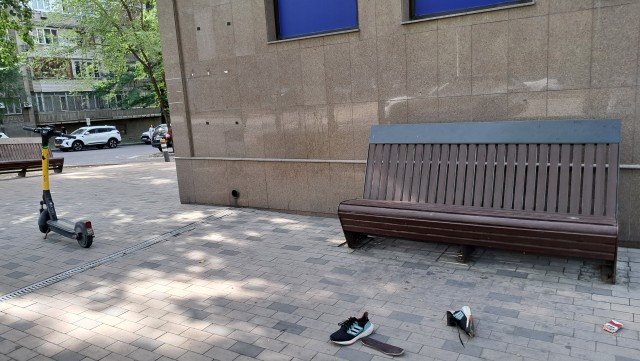 Кто-то докатался, например