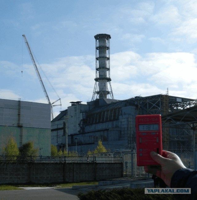 Внутри защитнго купола на Чернобыльской АЭС.