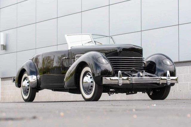 1937 Cord 812 Phaeton. Автопятница №150.