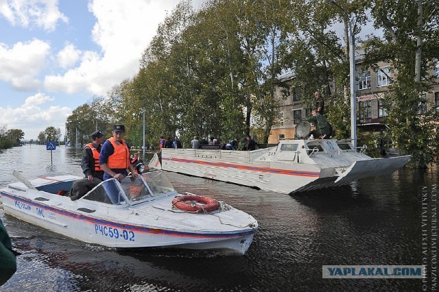 Всё, вода уходит! А вместе с нею печаль, разруха..
