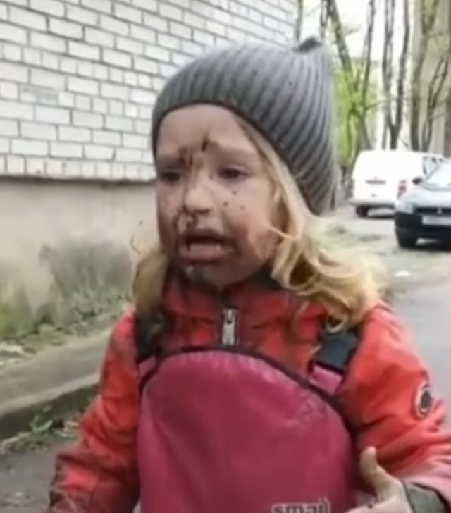 Эх, девочка даже не понимает, как ей повезло с родителями