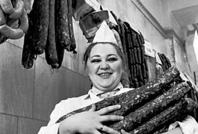 Советские сырокопченые колбасы высшего сорта