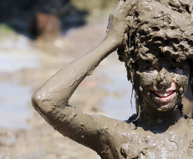 Лезь в грязь - будешь князь