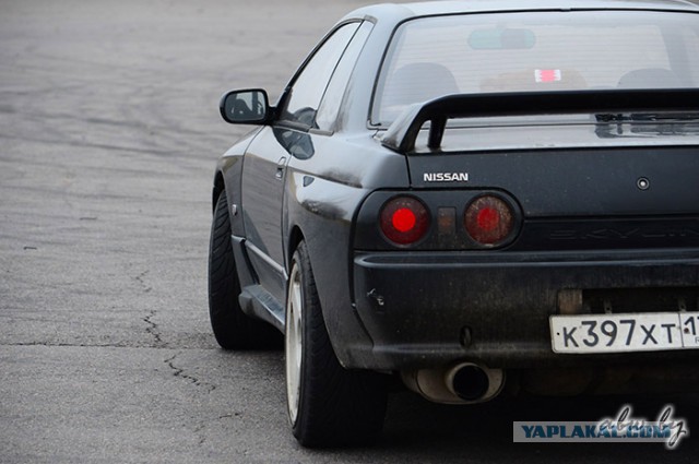 Nissan GT-R R32: высокотехнологичная 25лет ракета