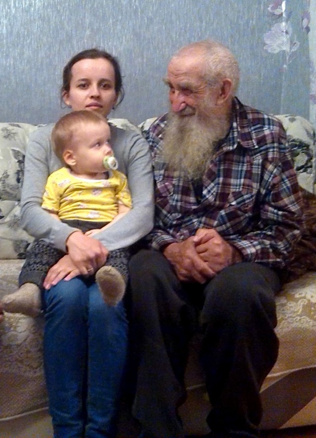 Разница в вечность: прабабушки с их правнуками