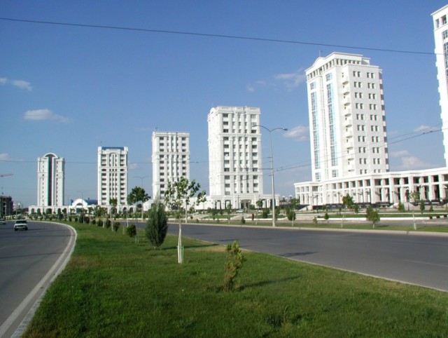 Ашхабад Туркменистан: Закрытый город закрытой страны