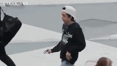 Неудачный розыгрыш с поцелуем