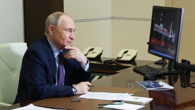 Путин поручил создать национальный суперкомпьютерный центр