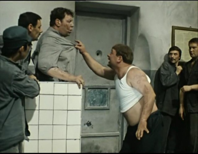 Продажная тварь на службе хунты