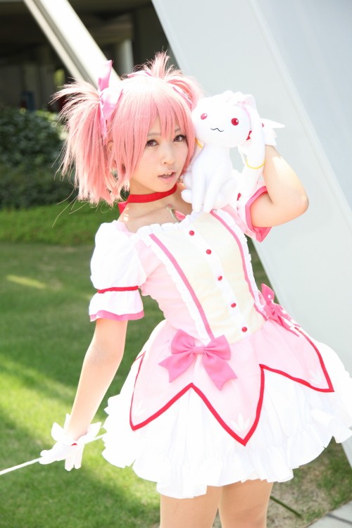 Девчонки с 80 Comiket'a ! (ну и немного парней)