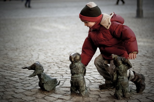 Сядь со мною рядом!