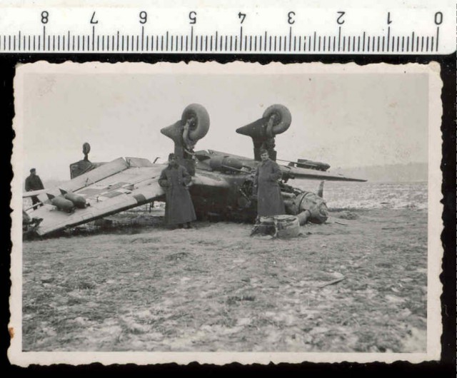 Редкий кадр! Гибель пикирующего бомбардировщика Ju-87