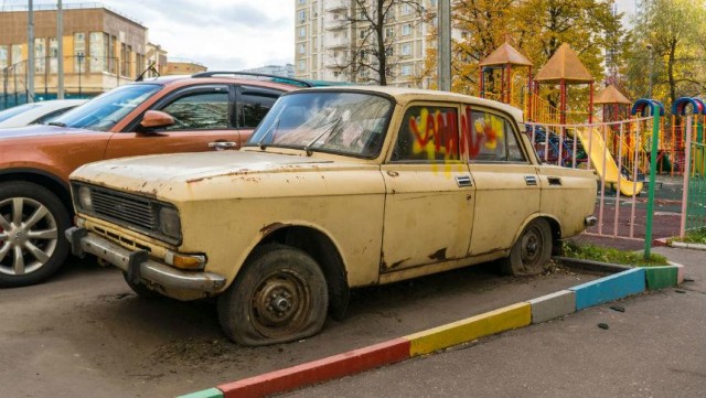 А как вы относитесь к авто?
