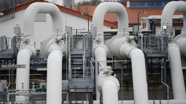 Алжир пригрозил разорвать контракт на поставки газа Испании