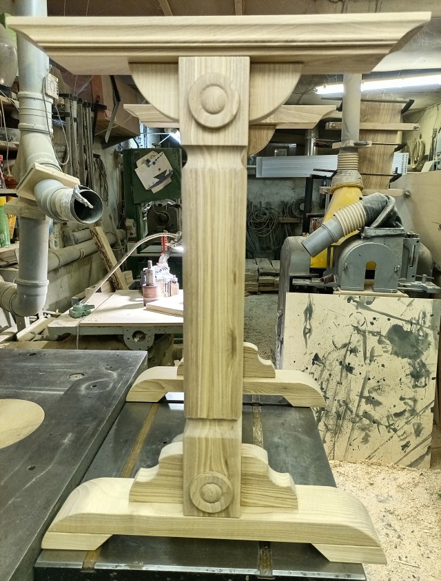 Кресло в стиле Кантри