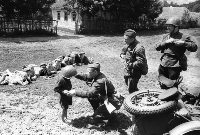 Великая Отечественная в фотографиях-6