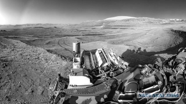 Тринадцать лет на Марсе: NASA представило подборку самых знаковых снимков марсохода Curiosity