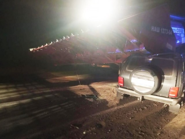 Комбайн то он и не заметил.